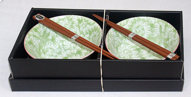 Boxed Set of 2 Bowls with chopsticks - greren
